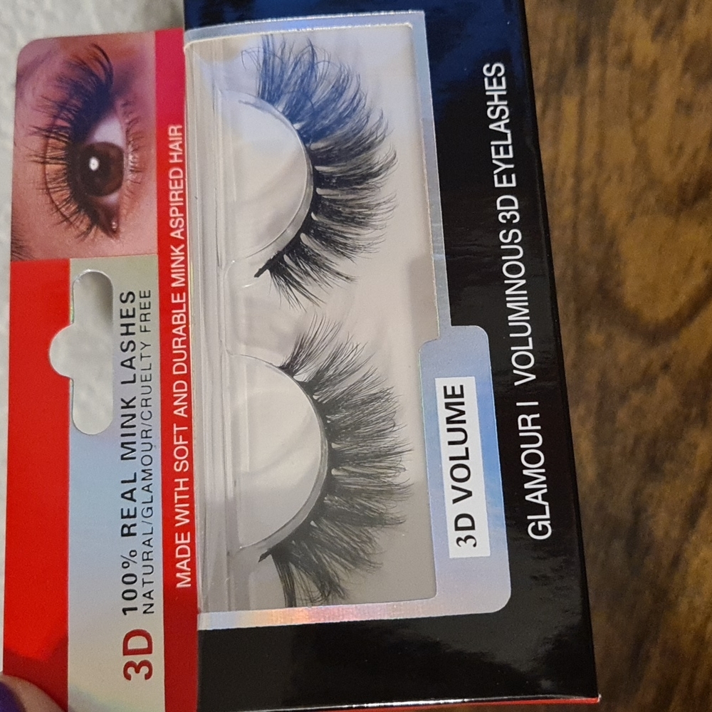 Glamour | Voluminous 3D Eyelashes | 100 % Real Mink Lashes | Cruelty Free